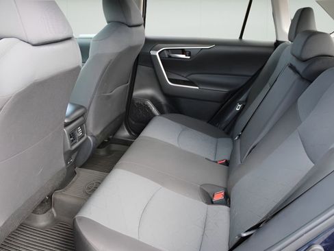 Used 2025 Toyota RAV4 XLE w/ Convenience Package AWD/4WD image 20