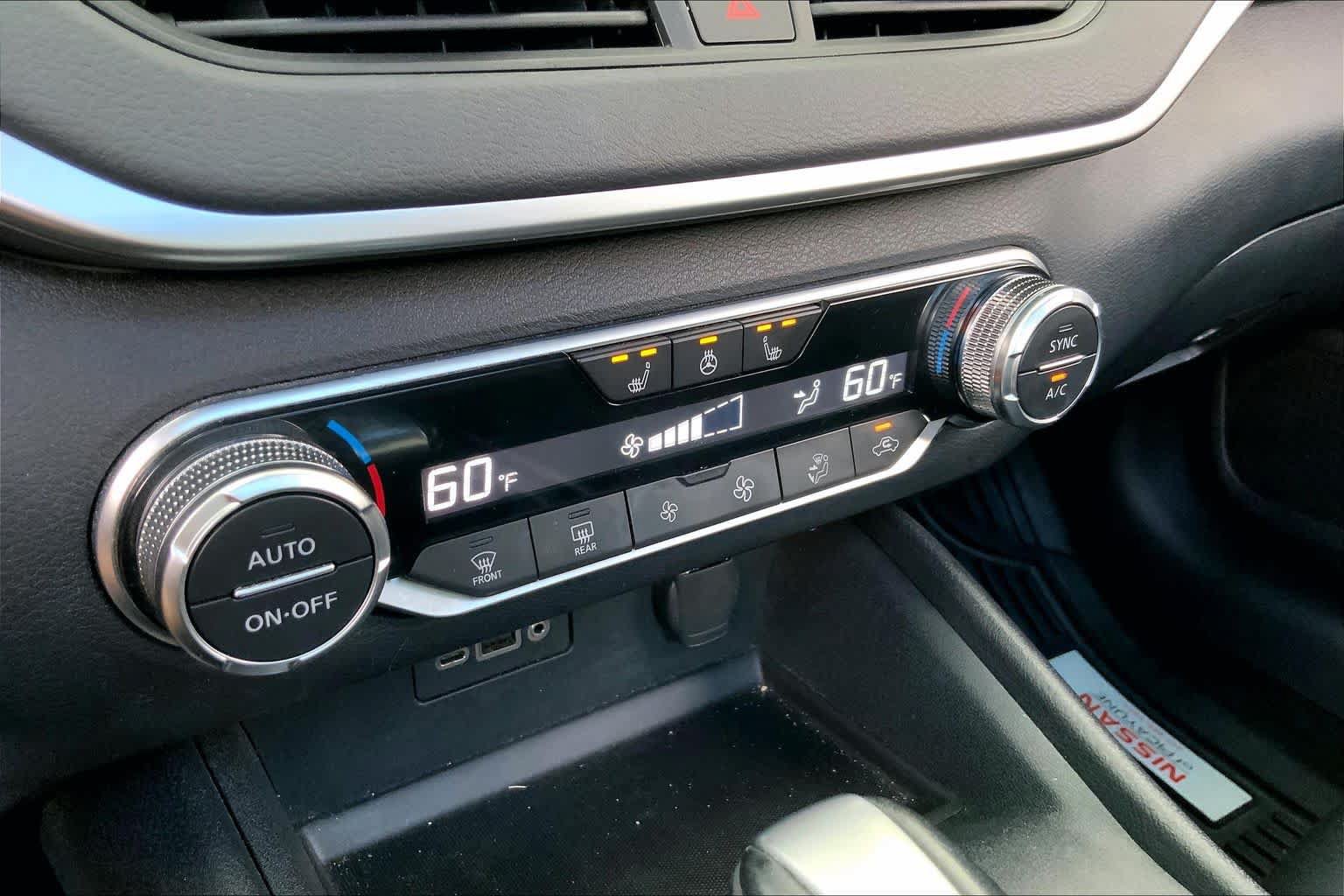 Used 2019 Nissan Altima 2.5 SV FWD image 32