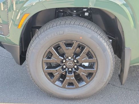New 2026 Nissan Frontier SV w/ Tow Package RWD image 22