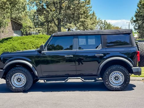 Used 2022 Ford Bronco 4-Door AWD/4WD image 8