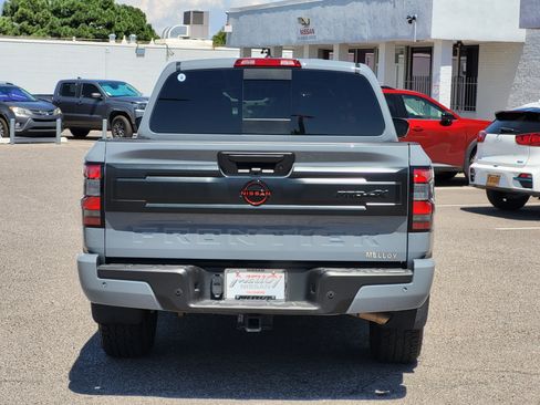 Certified 2025 Nissan Frontier PRO-4X w/ Pro Premium Package AWD/4WD image 9
