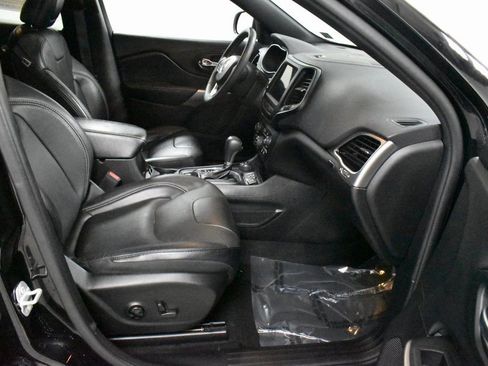 Used 2021 Jeep Cherokee Latitude Lux 80th Anniv w/ Quick Order Package 26U 80TH image 14