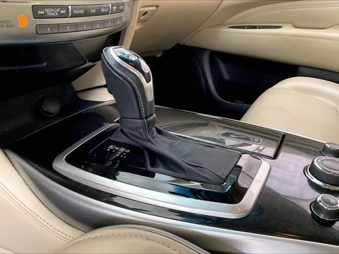 Used 2016 INFINITI QX60 Luxe w/ Premium Plus Package AWD/4WD image 16