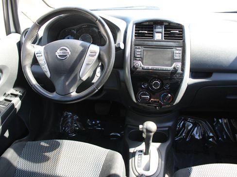 Used 2016 Nissan Versa Note SV image 8