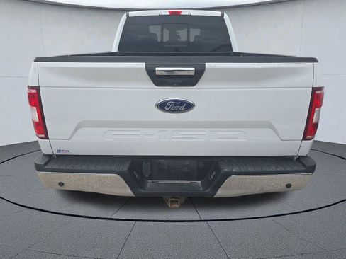 Used 2018 Ford F150 XLT w/ Equipment Group 302A Luxury AWD/4WD image 9