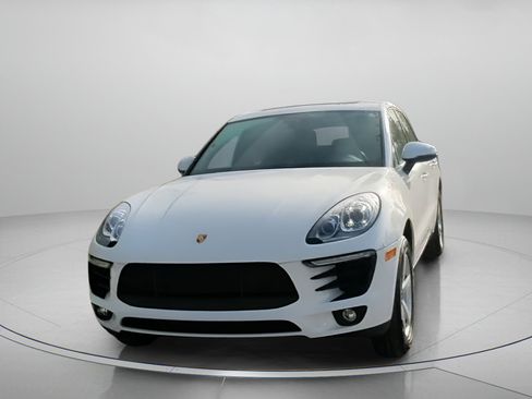 Used 2018 Porsche Macan image 8