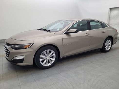 Used 2022 Chevrolet Malibu LT image 2
