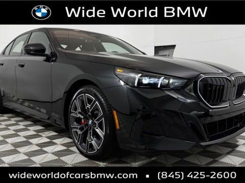 New 2027 BMW 530i xDrive AWD/4WD image 1