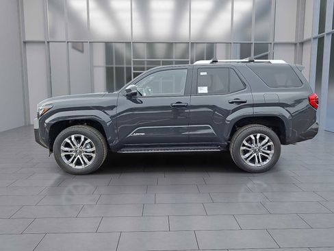 New 2026 Toyota 4Runner Limited image 2