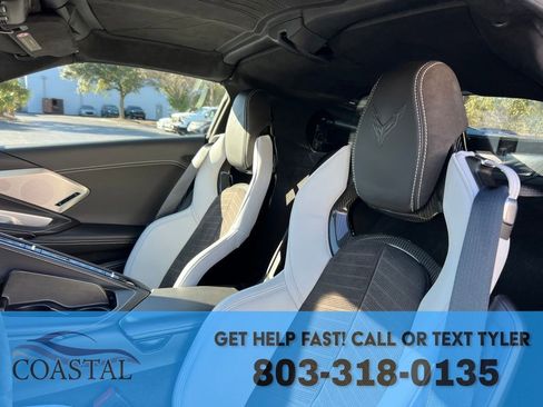 Used 2022 Chevrolet Corvette Stingray w/ Z51 Performance Package image 15