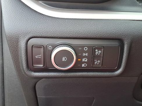 Certified 2023 Ford Explorer XLT w/ Equipment Group 202A AWD/4WD image 19