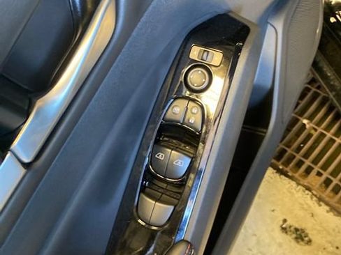Used 2025 Nissan Altima 2.5 SR w/ SR Premium Package FWD image 21
