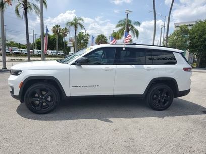 Certified 2023 Jeep Grand Cherokee L Limited w/ Black Appearance Package