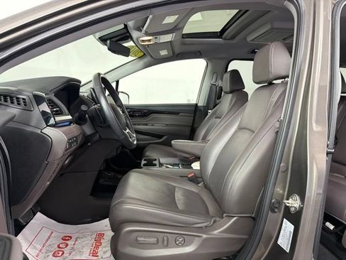 Used 2019 Honda Odyssey Elite image 14