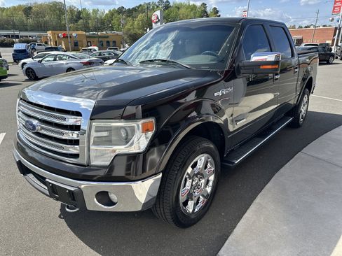 Used 2014 Ford F150 Lariat w/ Equipment Group 502A Luxury AWD/4WD image 4