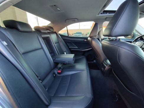 Used 2015 Lexus IS 250 image 40