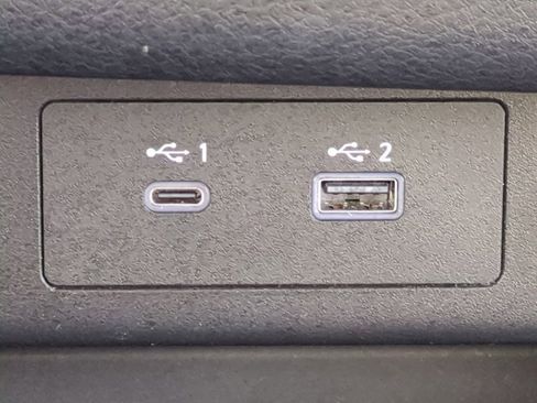 Certified 2023 Nissan Rogue SV image 22