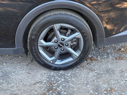 Used 2025 Kia K4 FWD image 28