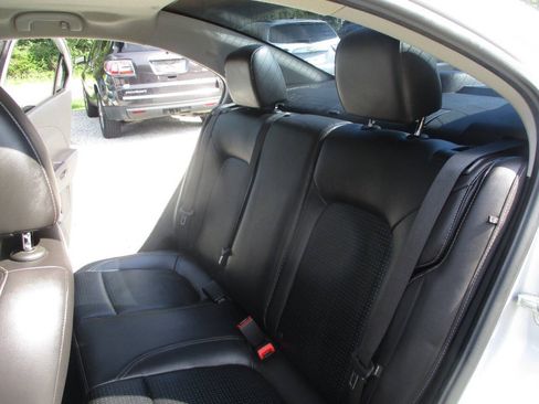 Used 2018 Chevrolet Sonic Premier FWD image 25