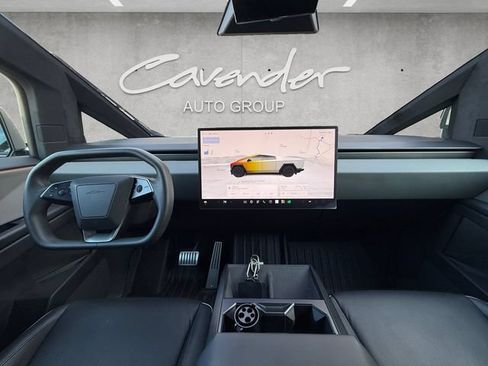Used 2024 Tesla Cybertruck AWD Crew Cab image 20