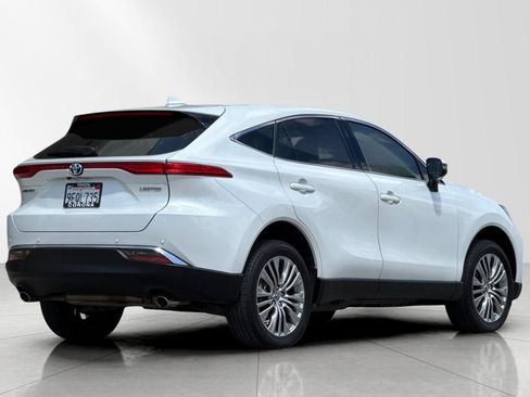 Used 2023 Toyota Venza Limited AWD/4WD image 5