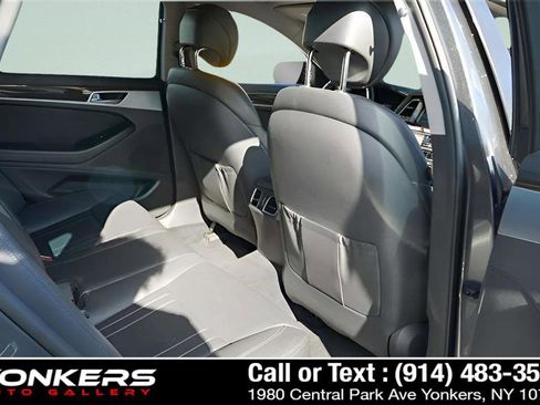 Used 2019 Genesis G80 3.8 image 42