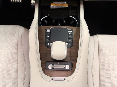 New 2026 Mercedes-Benz GLS 450 4MATIC image 11
