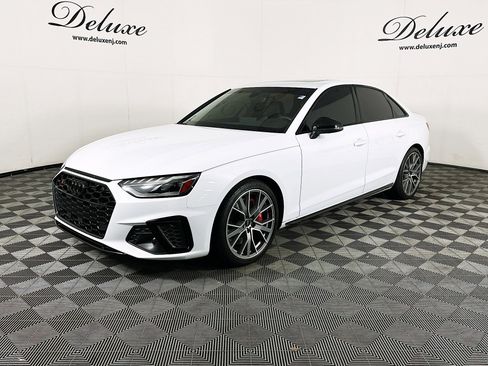 Used 2023 Audi S4 Premium Plus w/ Premium Plus Package image 3