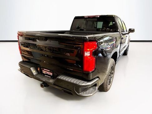 Used 2024 Chevrolet Silverado 1500 High Country w/ Midnight Edition AWD/4WD image 6