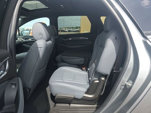Used 2023 Buick Enclave Premium w/ Experience Buick Package FWD image 20