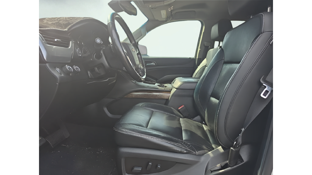 Used 2019 Chevrolet Suburban LT AWD/4WD image 14