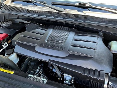 Used 2023 Nissan Titan PRO-4X w/ Pro-4x Convenience Package AWD/4WD image 30