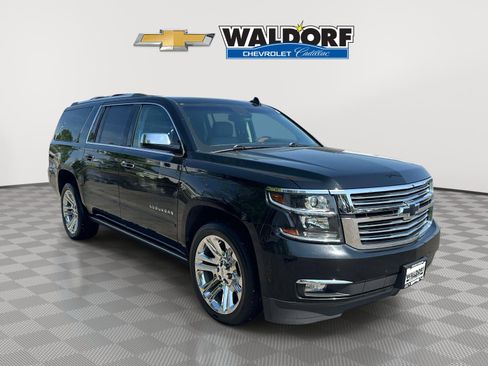 Used 2020 Chevrolet Suburban Premier w/ Premier Plus Edition AWD/4WD image 1