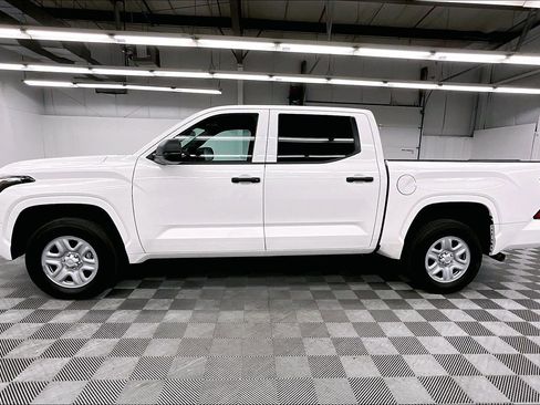 Used 2025 Toyota Tundra SR w/ SR Tow Package AWD/4WD image 14