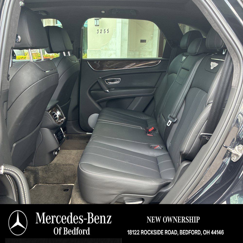 Used 2019 Bentley Bentayga AWD/4WD image 10