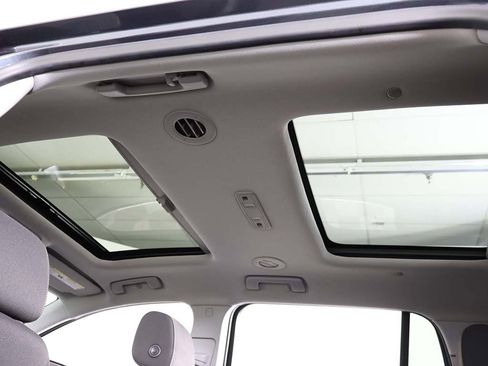 Used 2020 GMC Acadia SLE w/ Driver Convenience Package image 22