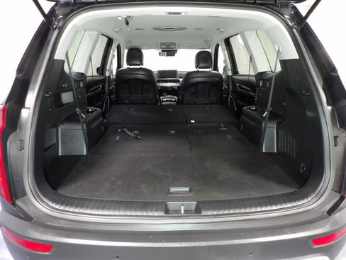 Used 2022 Kia Telluride LX FWD image 11