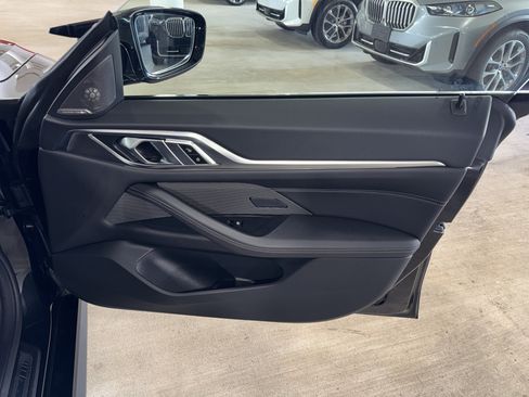 Used 2025 BMW M440i RWD image 9