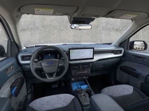 New 2025 Ford Maverick XLT image 34