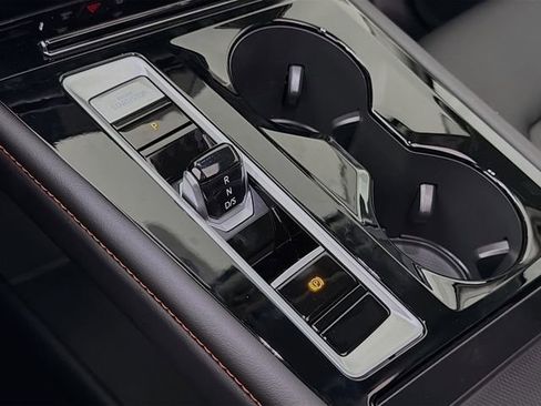 New 2026 Volkswagen Atlas Peak Edition image 19