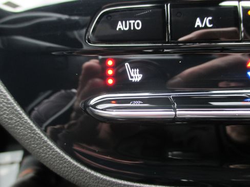 Used 2024 Buick Envista Preferred FWD image 21