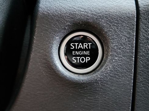 Used 2023 Nissan Frontier Pro-X w/ Pro Convenience Package image 19