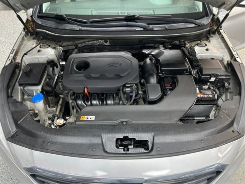 Used 2017 Hyundai Sonata SE FWD image 22