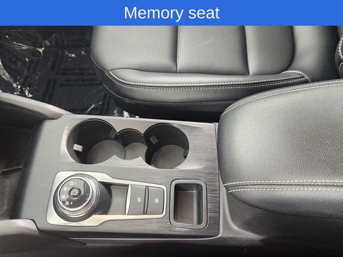 Used 2025 Ford Escape Platinum AWD/4WD image 29
