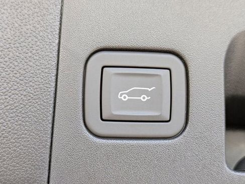 New 2025 Cadillac XT5 Sportv image 13