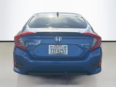 Used 2016 Honda Civic Touring image 6