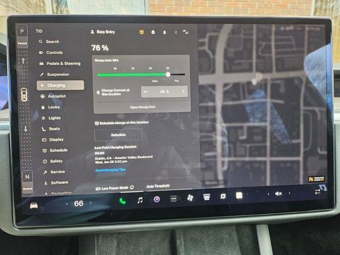 Used 2023 Tesla Model X image 50