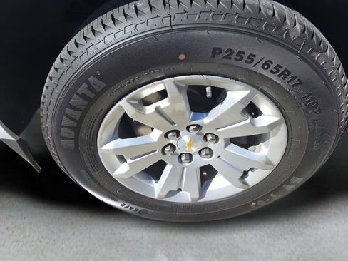 Used 2022 Chevrolet Colorado LT w/ Fleet Safety Package image 6