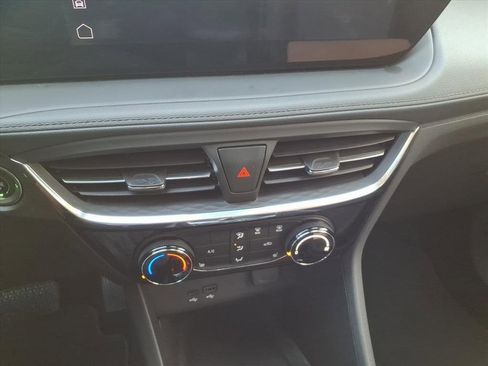 Used 2025 Buick Encore GX Sport Touring w/ Comfort Package image 19