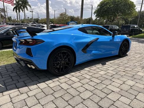 Used 2025 Chevrolet Corvette Stingray Preferred Cpe w/ 2LT RWD image 37